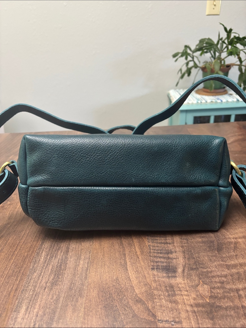 Portland leather tote backpack in Lagoon. - Picture 3 of 5